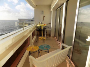 Royan - PLEINE VUE MER pour cet APPARTEMENT classé 2 étoiles - LES TAMARIS